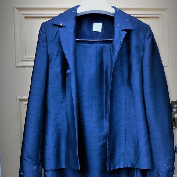 *** MANTIES *** 2 Pc SUIT / Dress  ~ Long Skirt & Jacket - Picture 1 of 4